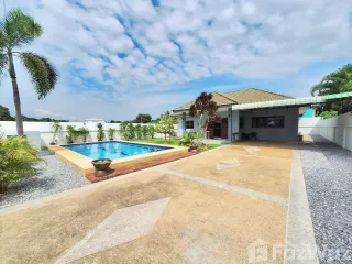 For rent 3 ベッドルーム villa in Hua Hin, Prachuap Khiri Khan