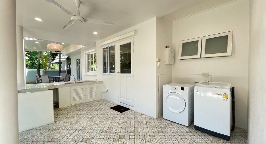 For rent 4 bedrooms house in Hang Dong, Chiang Mai