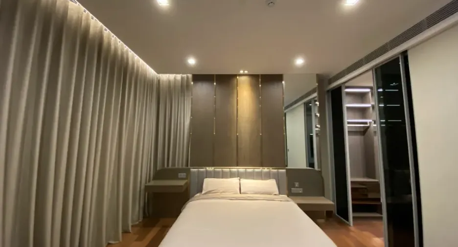 For sale and for rent 3 bedrooms condo in Khlong Toei, Bangkok
