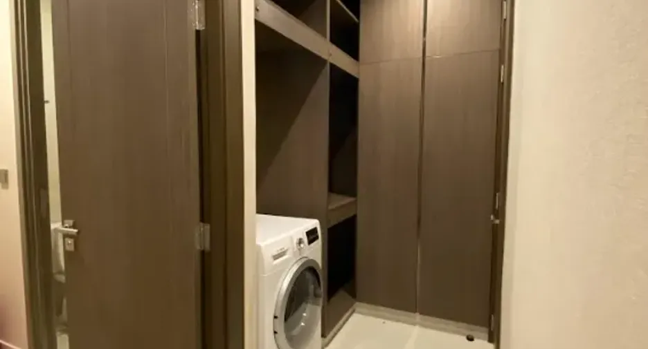 For sale and for rent 3 bedrooms condo in Khlong Toei, Bangkok