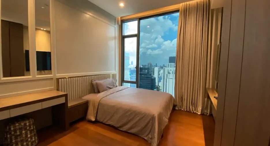 For sale and for rent 3 bedrooms condo in Khlong Toei, Bangkok