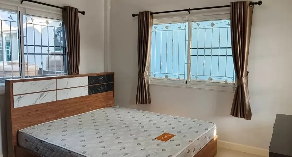 For rent 3 bedrooms house in Hang Dong, Chiang Mai