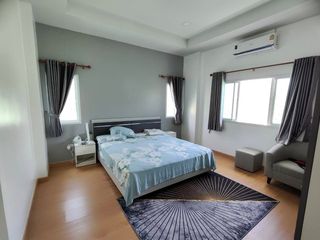 Villa zur Miete mit 4 Zimmer in Bang Lamung, Chonburi