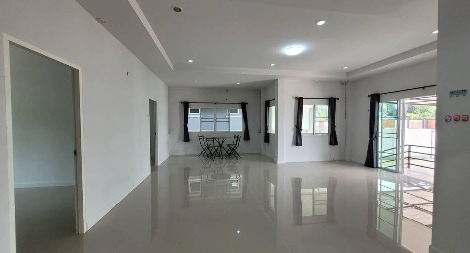 For rent 3 bedrooms house in San Sai, Chiang Mai