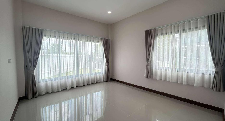 Casa en alquiler de 4 habitaciones en Hang Dong, Chiang Mai
