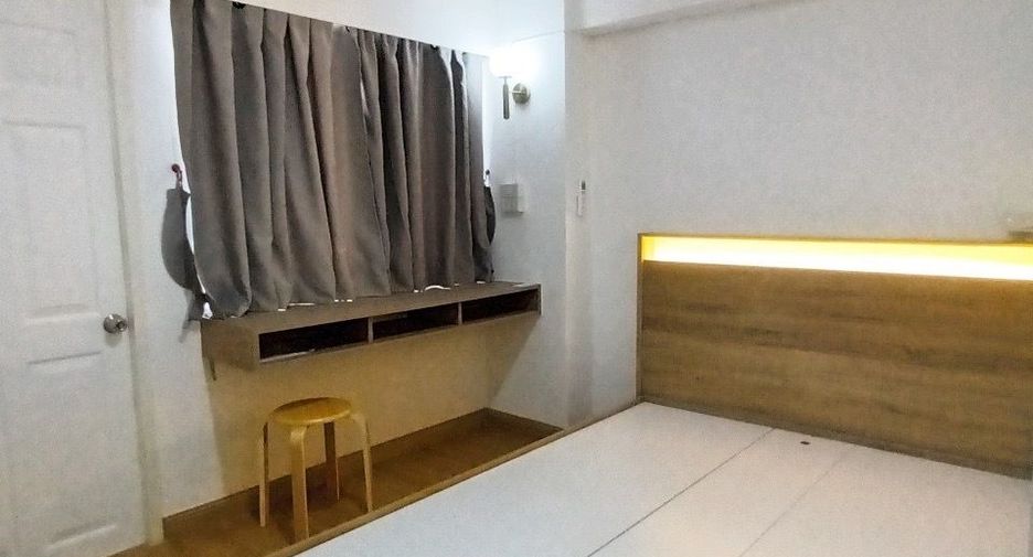 For sale 2 bedrooms condo in Phaya Thai, Bangkok