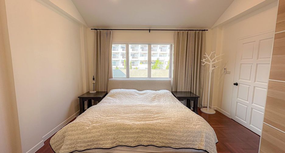 For sale 3 bedrooms townhouse in Hua Hin, Prachuap Khiri Khan