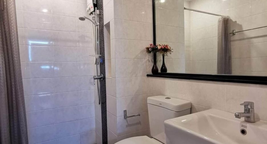 For sale 1 bed condo in Bang Phlat, Bangkok