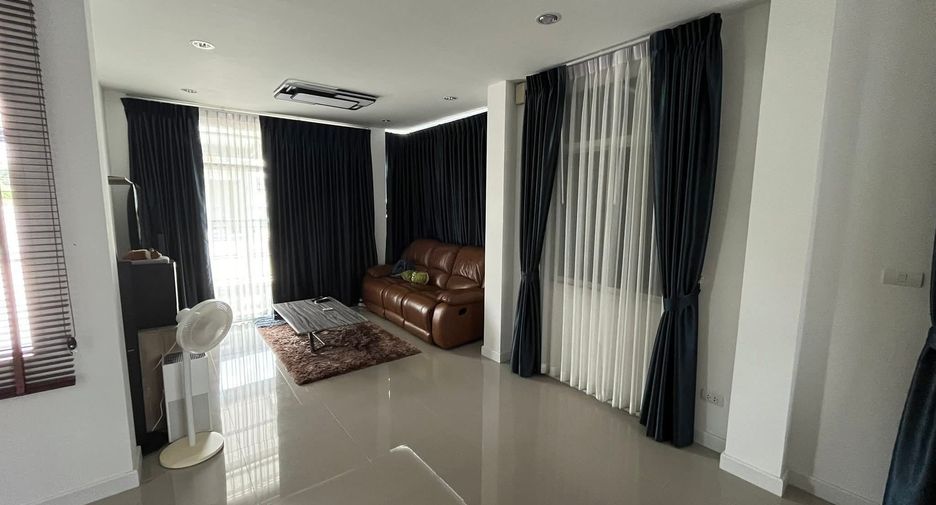 For rent 4 bedrooms house in Doi Saket, Chiang Mai