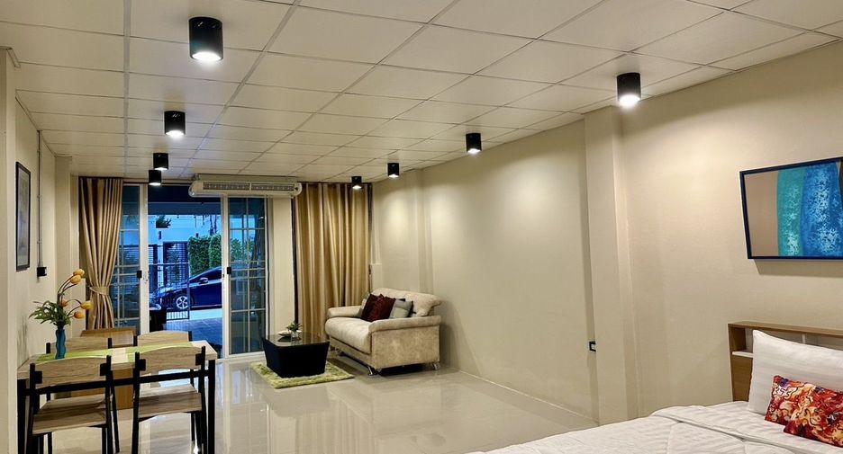 For rent studio townhouse in Hua Hin, Prachuap Khiri Khan