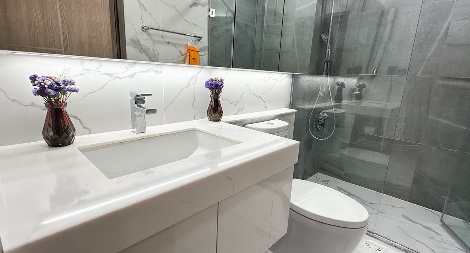 For rent 2 bedrooms condo in Mueang Chiang Mai, Chiang Mai