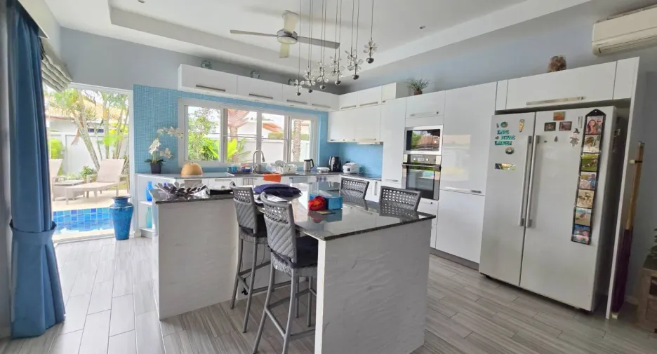 For rent 3 bedrooms villa in Hua Hin, Prachuap Khiri Khan