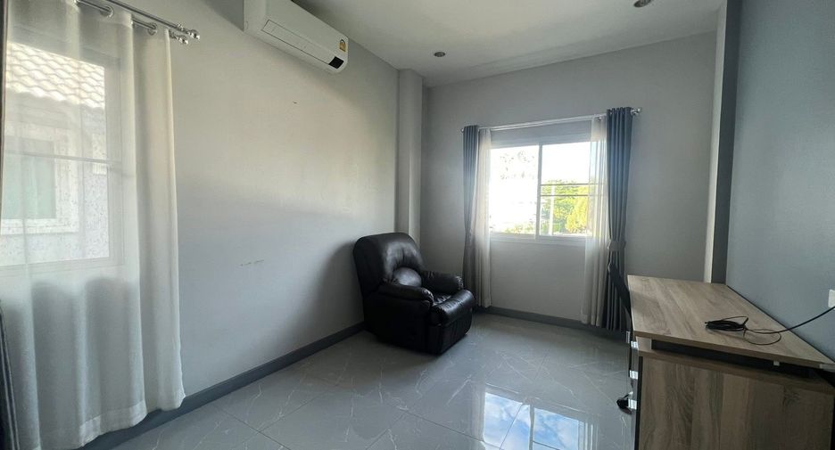 For rent 3 bedrooms house in Mueang Chiang Mai, Chiang Mai