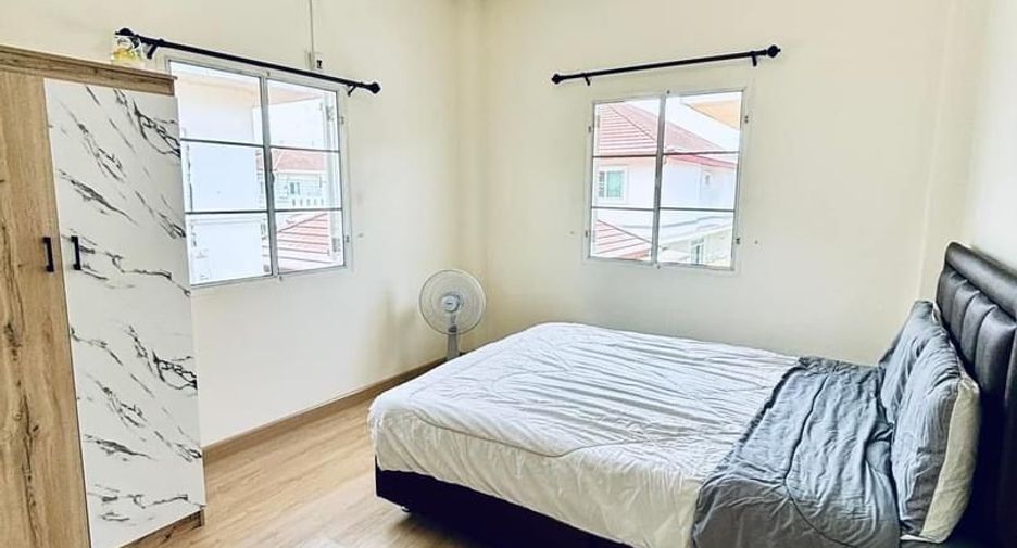 For rent 3 bedrooms house in Mueang Chiang Mai, Chiang Mai