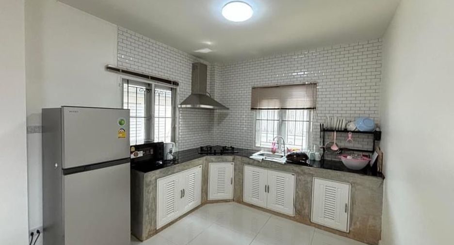 For rent 3 bedrooms house in Mueang Chiang Mai, Chiang Mai