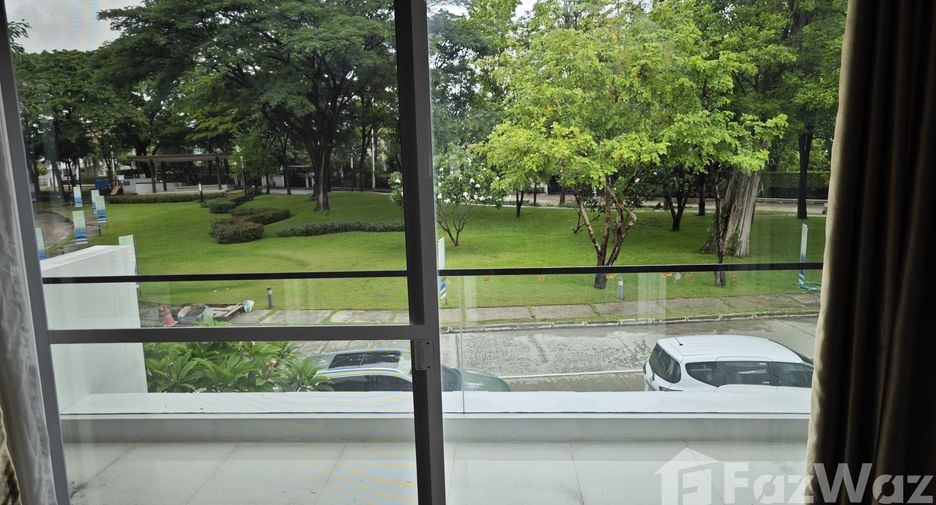 Casa en venta de 4 habitaciones en San Kamphaeng, Chiang Mai