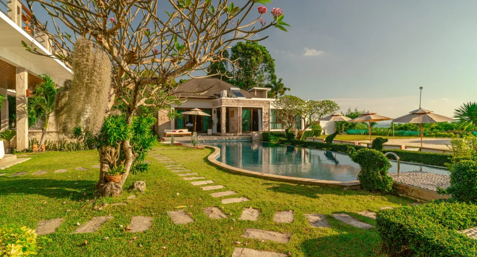 Villa zur Miete mit 6 Zimmer in Mueang Phuket, Phuket