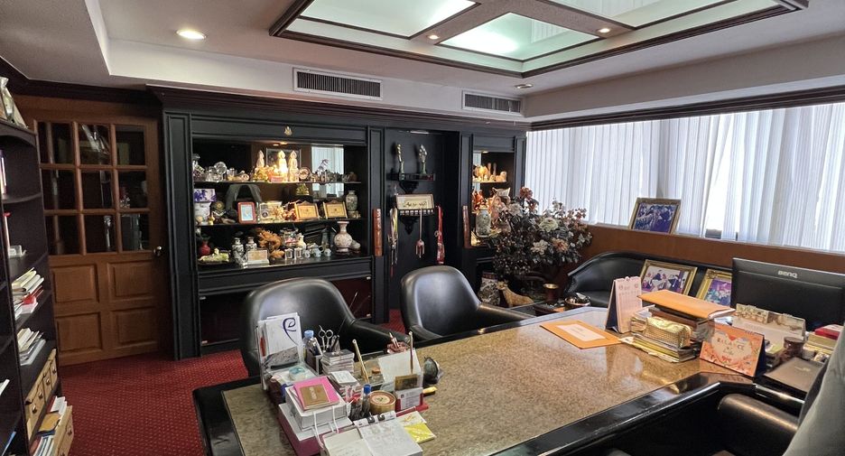 For sale and for rent 11 bedrooms office in Ratchathewi, Bangkok