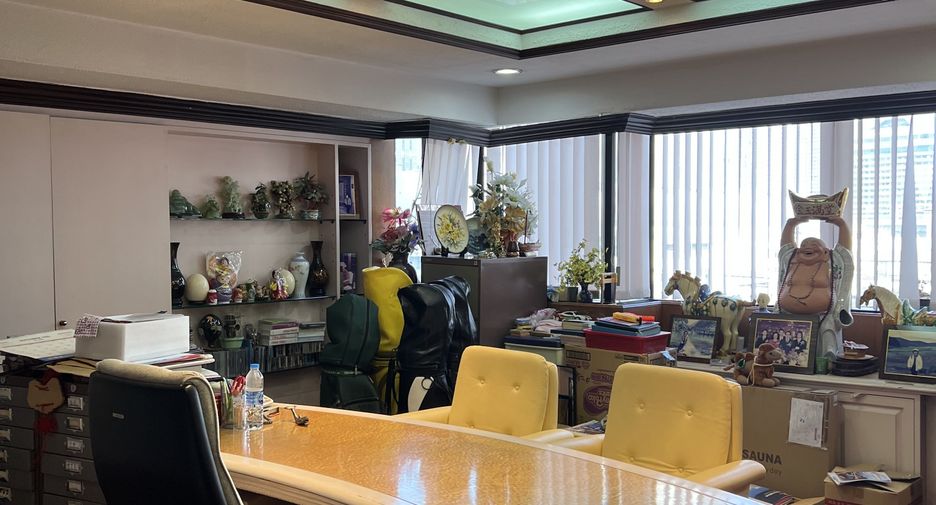 For sale and for rent 11 bedrooms office in Ratchathewi, Bangkok