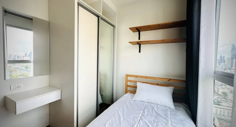 For sale 2 bedrooms condo in Yan Nawa, Bangkok