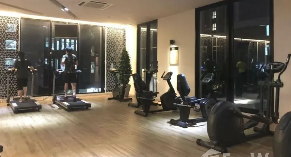 For sale 2 bedrooms condo in Yan Nawa, Bangkok