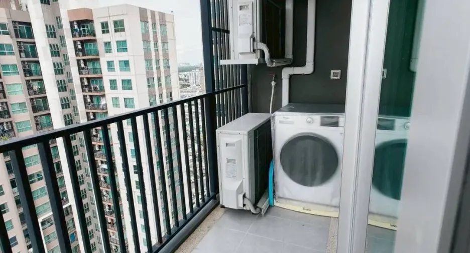 For sale 2 bedrooms condo in Yan Nawa, Bangkok