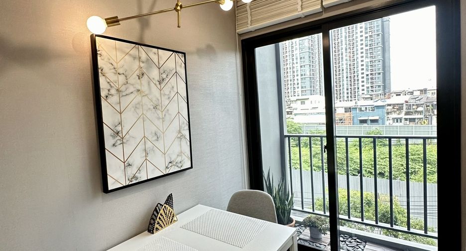 Condo en venta y en alquiler de 1 habitaciones en Bang Phlat, Bangkok