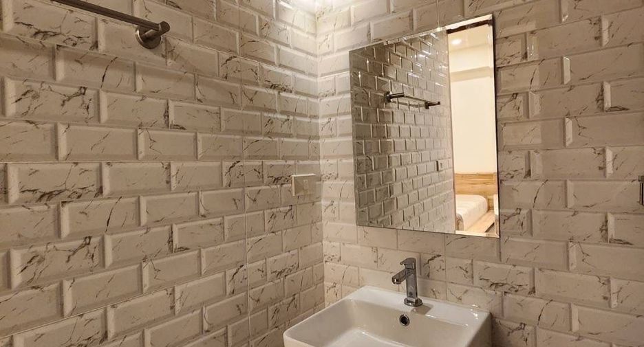 For sale 6 bedrooms townhouse in Mueang Chiang Mai, Chiang Mai