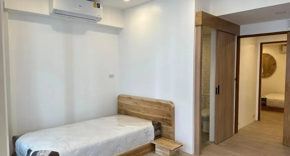 For sale 6 bedrooms townhouse in Mueang Chiang Mai, Chiang Mai