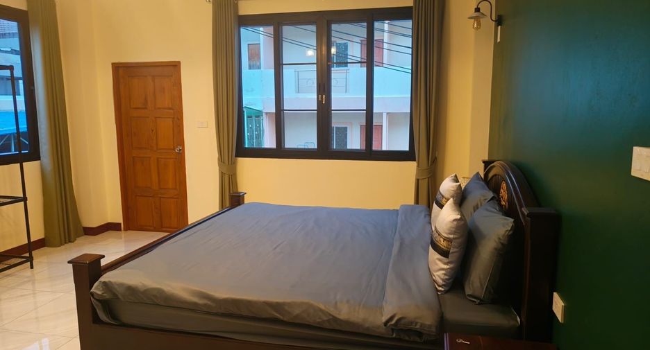 For sale and for rent 5 bedrooms villa in Bang Lamung, Chonburi