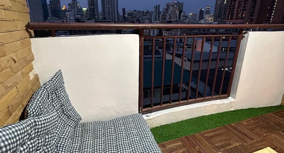 Wohnung zum Kauf mit 2 Zimmer in Khlong Toei, Bangkok