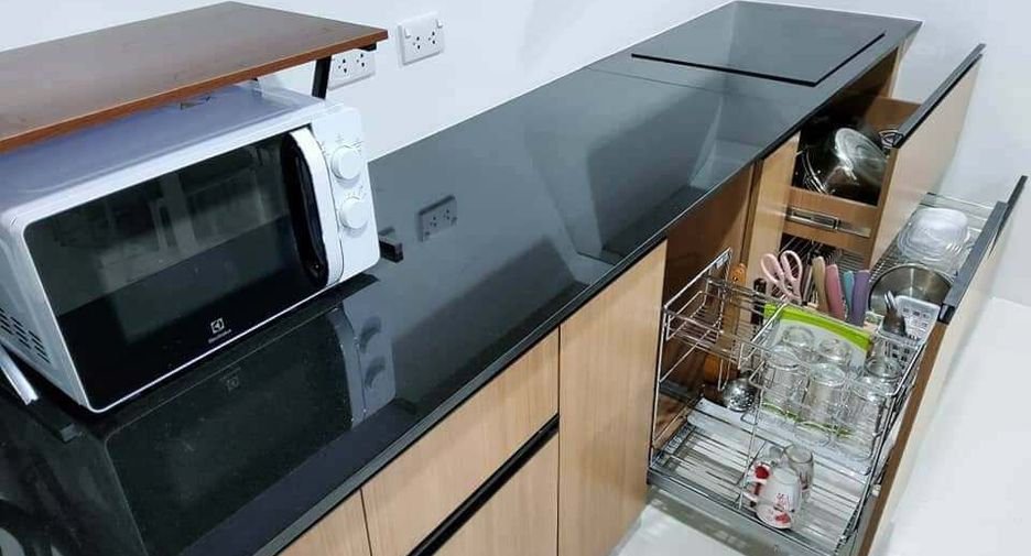 Villa en venta de 3 habitaciones en Si Racha, Chonburi