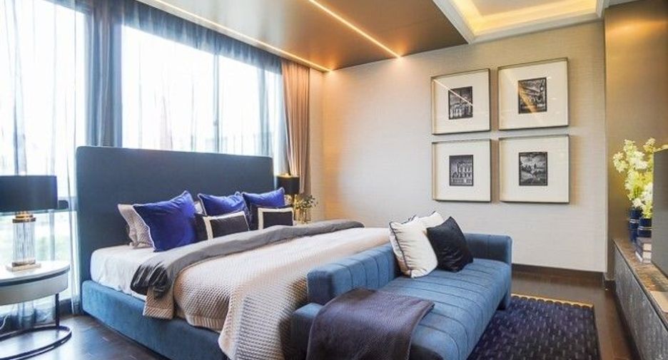 For sale 4 bedrooms house in Saphan Sung, Bangkok