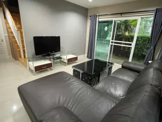 For rent 3 bedrooms house in San Kamphaeng, Chiang Mai