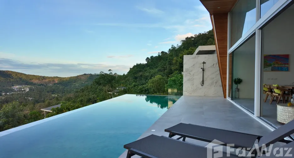 For sale 4 bedrooms villa in Ko Samui, Surat Thani