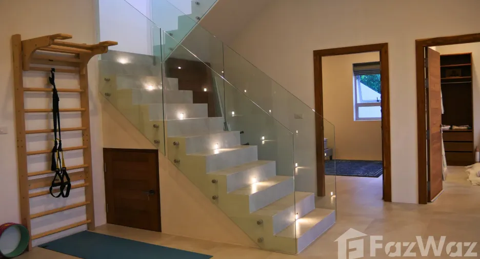 For sale 4 bedrooms villa in Ko Samui, Surat Thani