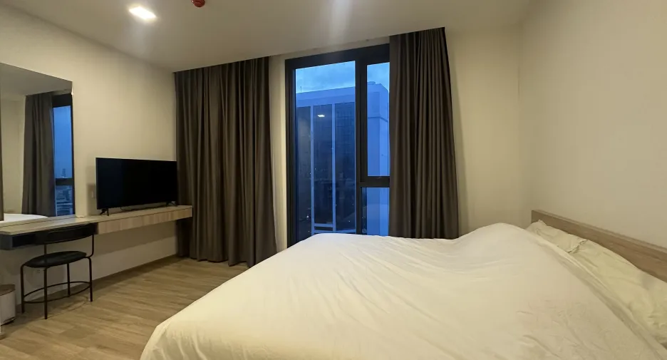 For sale and for rent 3 bedrooms condo in Ratchathewi, Bangkok