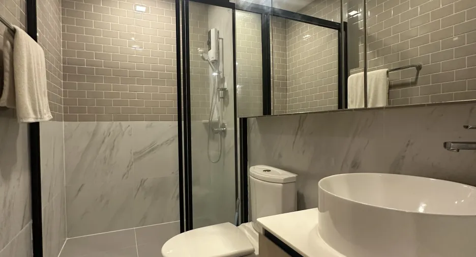 For sale and for rent 3 bedrooms condo in Ratchathewi, Bangkok