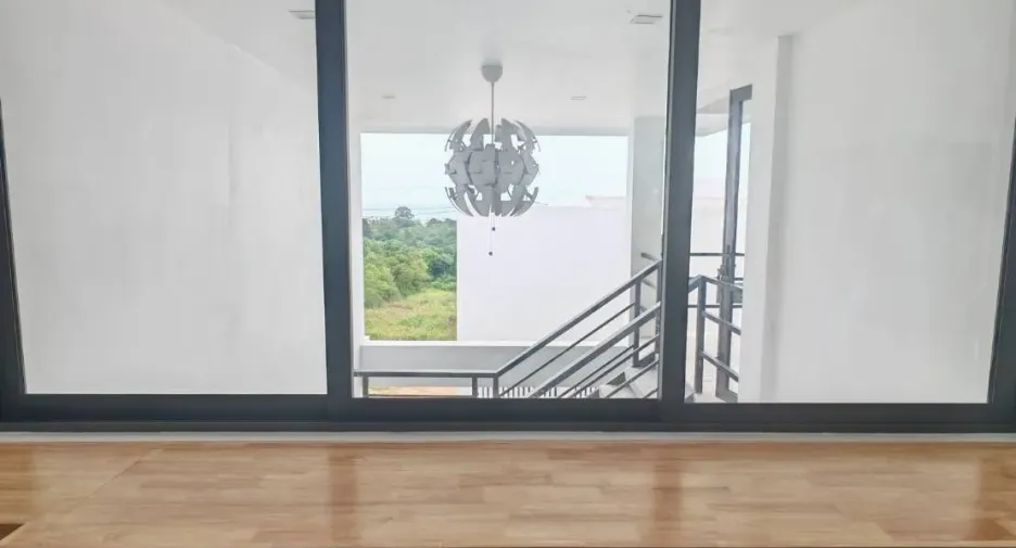 For rent 4 bedrooms villa in Ko Samui, Surat Thani