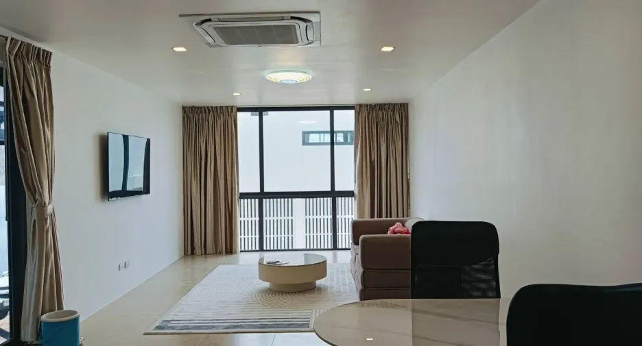 For rent 4 bedrooms villa in Ko Samui, Surat Thani