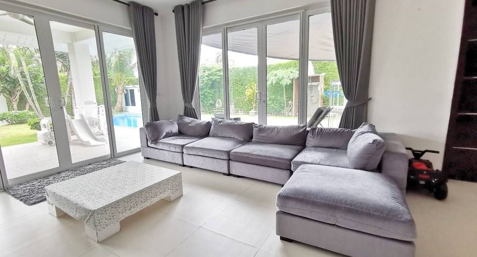 For sale 3 bedrooms villa in Hua Hin, Prachuap Khiri Khan
