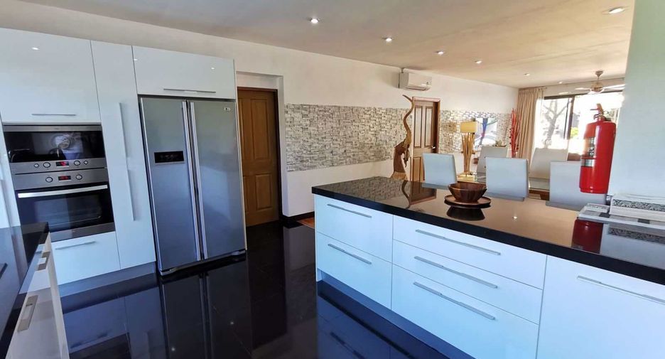 For rent 4 bedrooms house in Ko Samui, Surat Thani