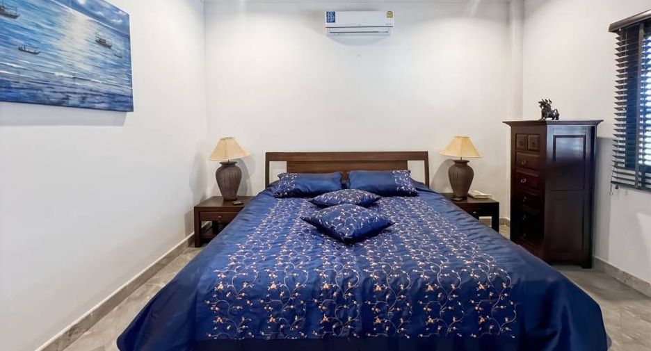For sale 3 bedrooms villa in Cha Am, Phetchaburi