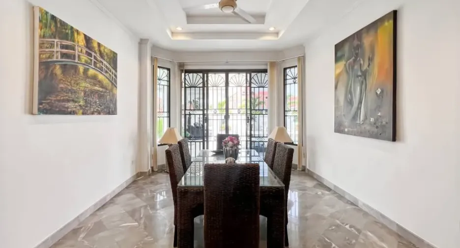 For sale 3 bedrooms villa in Cha Am, Phetchaburi