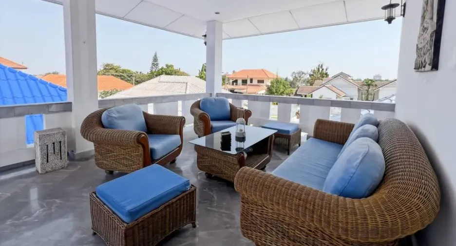 For sale 3 bedrooms villa in Cha Am, Phetchaburi