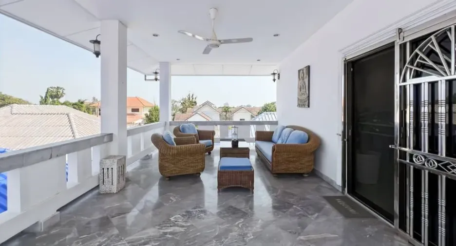 For sale 3 bedrooms villa in Cha Am, Phetchaburi
