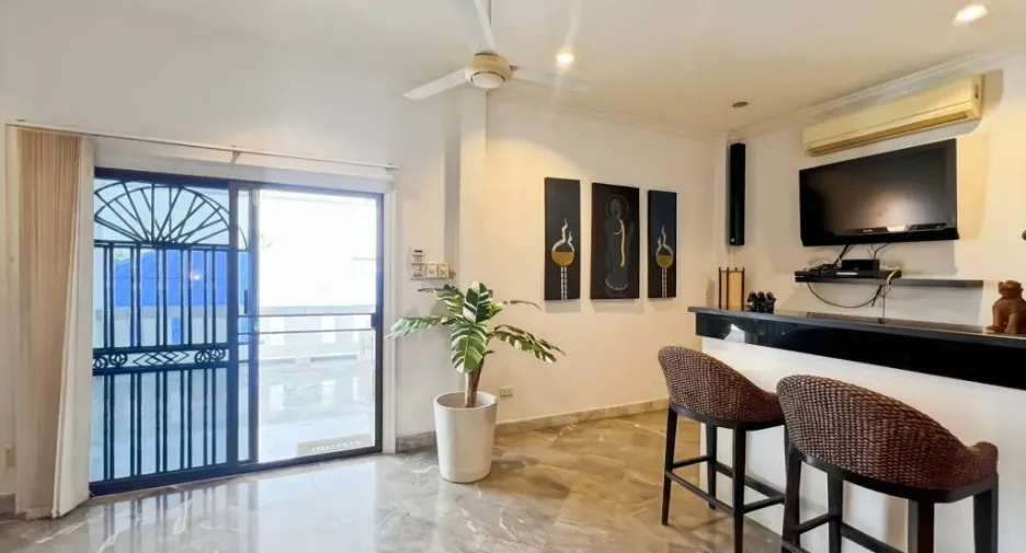 For sale 3 bedrooms villa in Cha Am, Phetchaburi