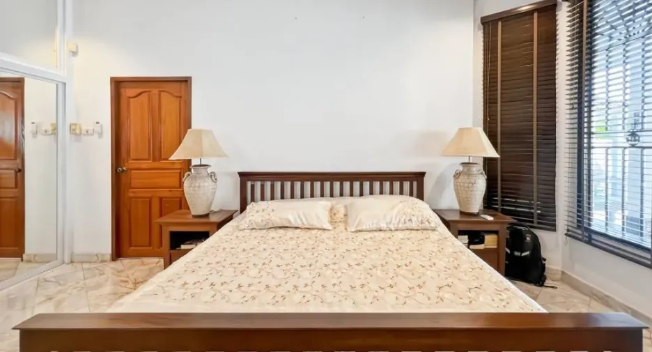 For sale 3 bedrooms villa in Cha Am, Phetchaburi
