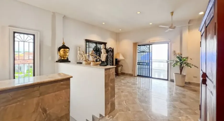 For sale 3 bedrooms villa in Cha Am, Phetchaburi