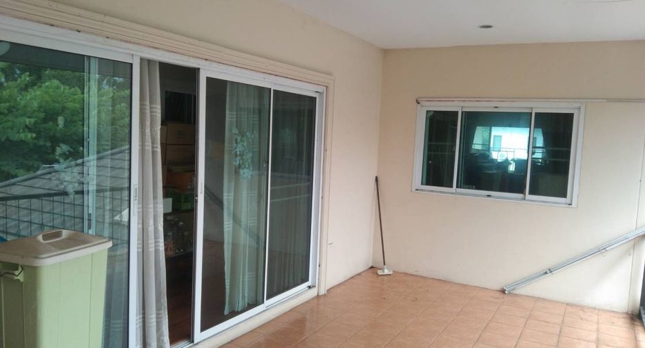 For sale 5 bedrooms house in Bang Khen, Bangkok
